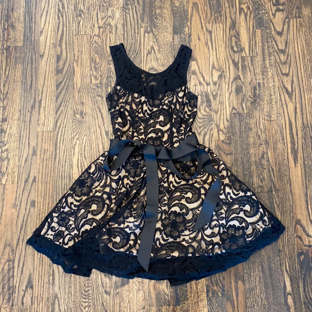 Lace dress